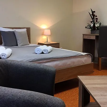 Fortis Hostal *