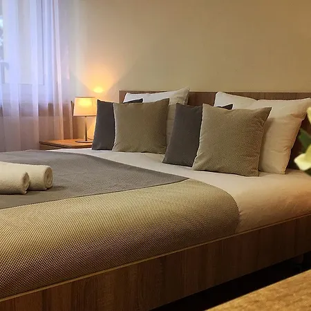 Fortis Hostal Ostroleka (Ostroleka)
