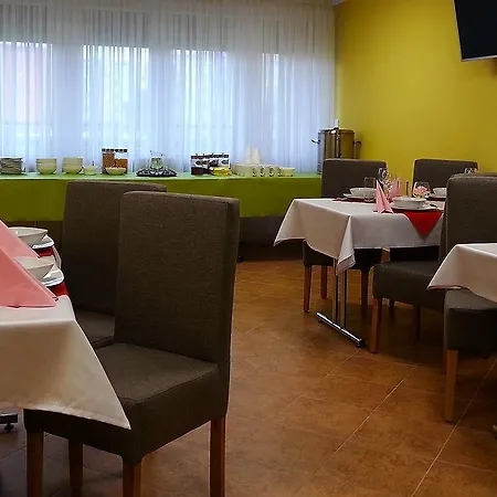 Hostal Fortis *