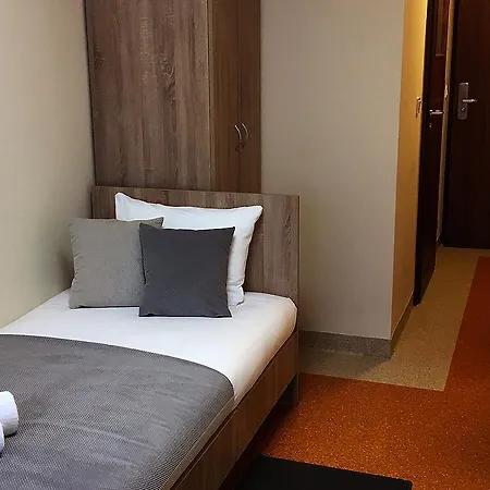 بيت شباب Fortis